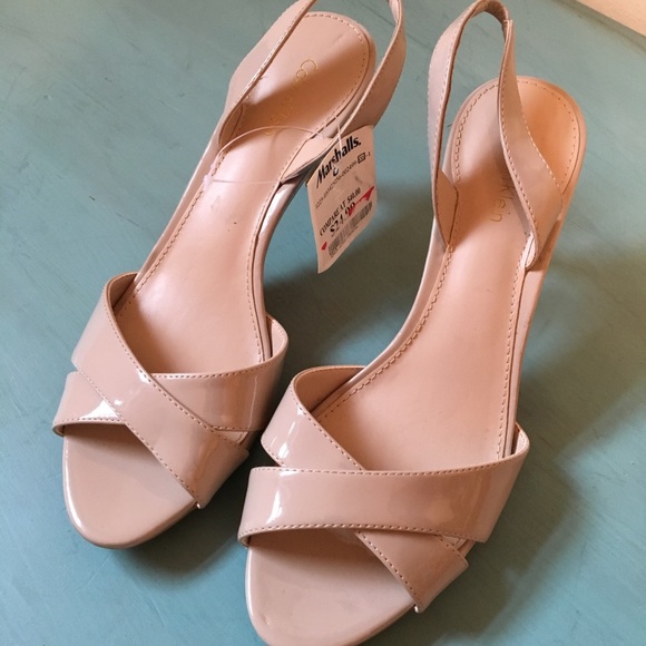 Calvin Klein Shoes - 👠 Nude Patent Calvin Klein heels